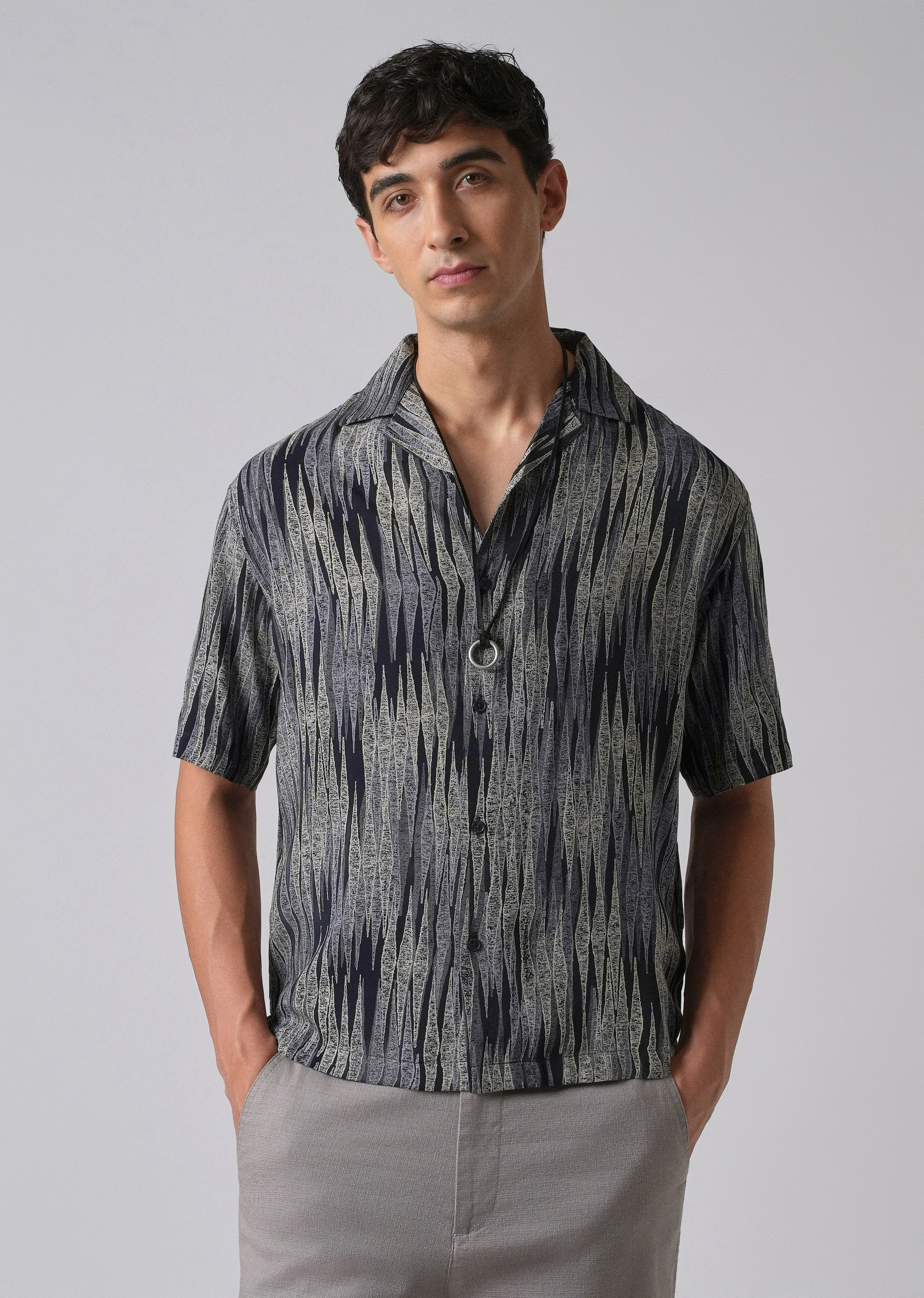 Linear Abstract Pattern Oversized Feather Shirt